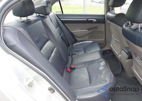 2010 Honda Civic Hybrid z USA, uszkodzony, nr VIN JHMFA3F21AS006606